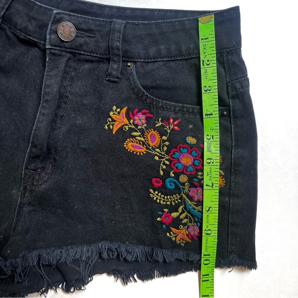 BDG Black Floral Embroidered Jean Shorts - Picture 9 of 12